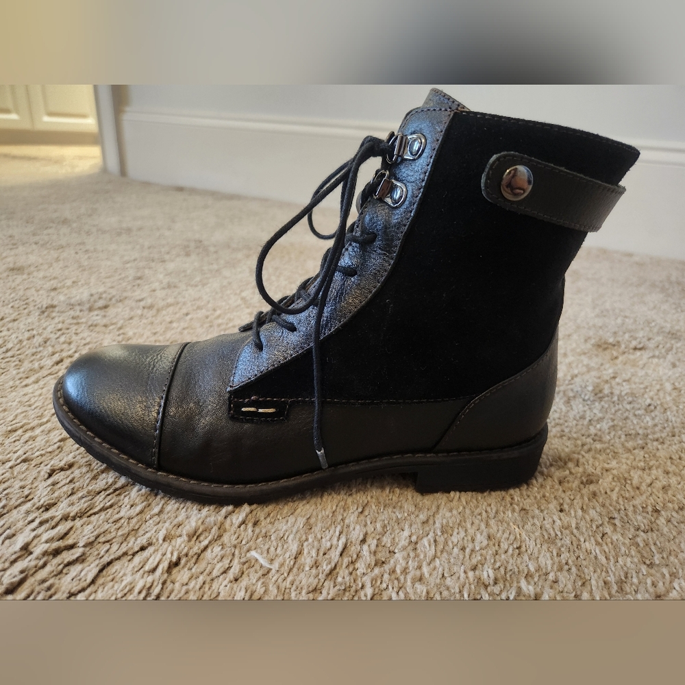 Montana Artisan Suede Black Leather Lace-Up Ankle Boots - Picture 2 of 13